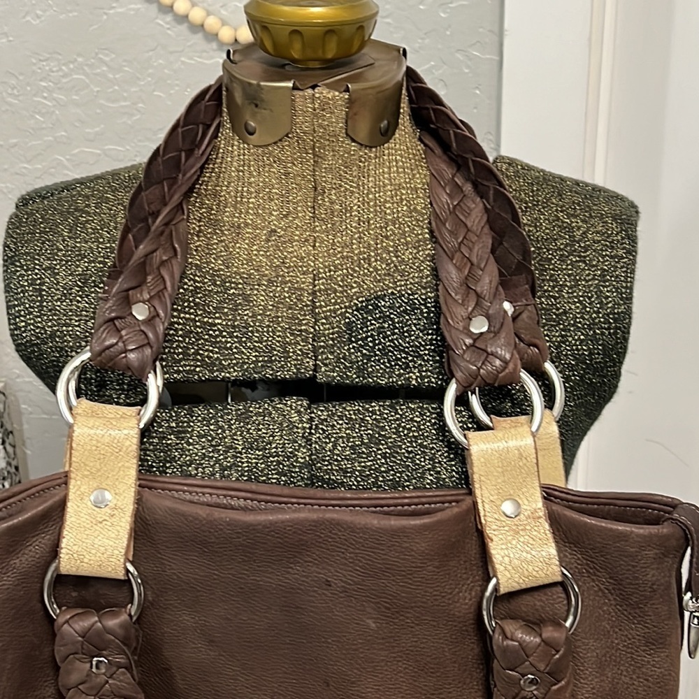 Y2K TYLIE MALIBU LEATHER BRAIDED HANDLE CREAM & BROWN SHOULDER BAG - Picture 4 of 16